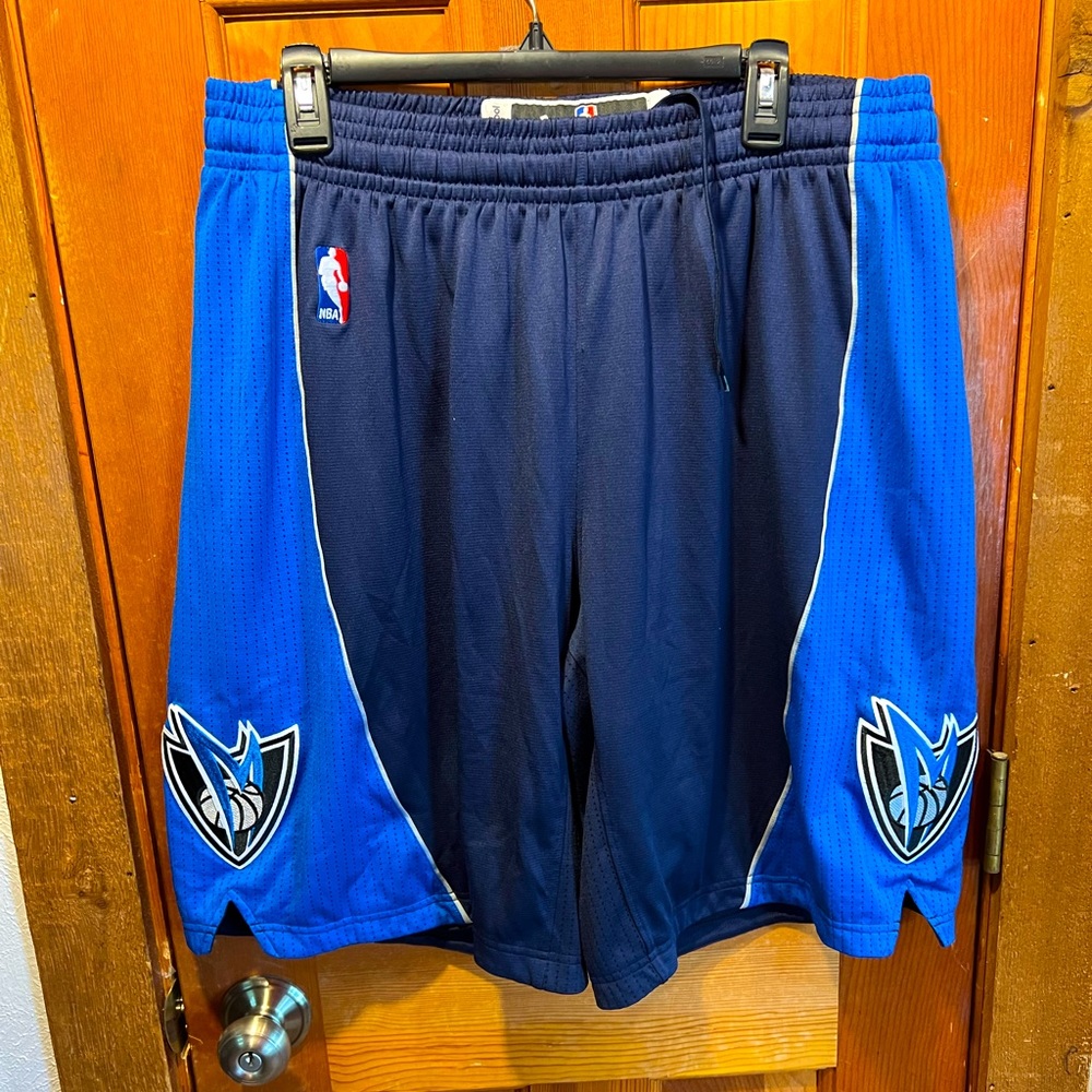 Mavericks basketball shorts